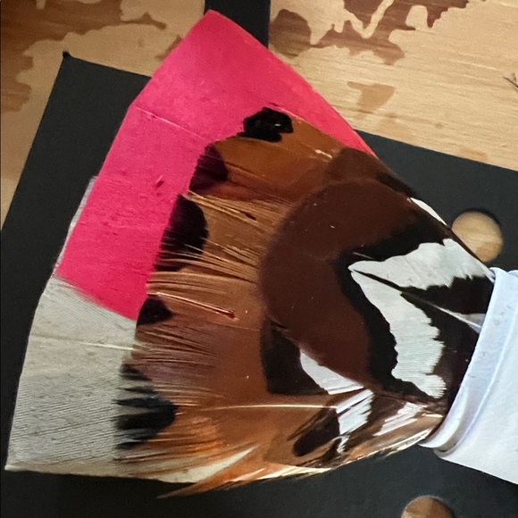 Luxury feather bowtie Collection - Picture 3 of 6